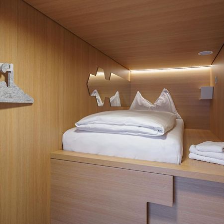 The Lab Capsule Hotel ทูน ภายนอก รูปภาพ