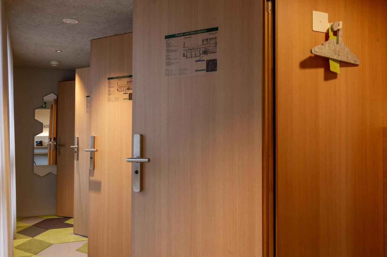 The Lab Capsule Hotel ทูน ภายนอก รูปภาพ